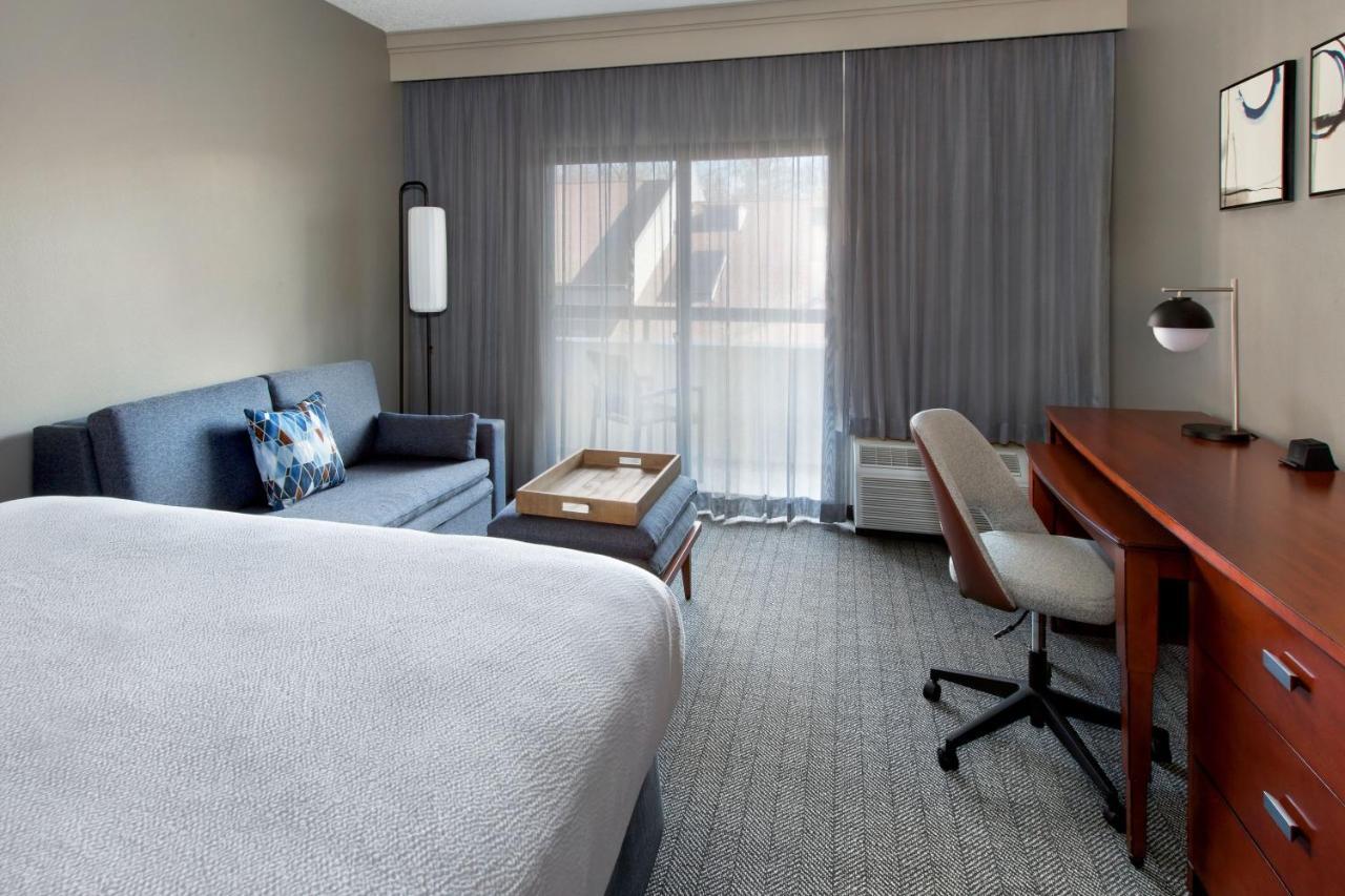 Courtyard By Marriott Tarrytown Westchester County Eksteriør bilde