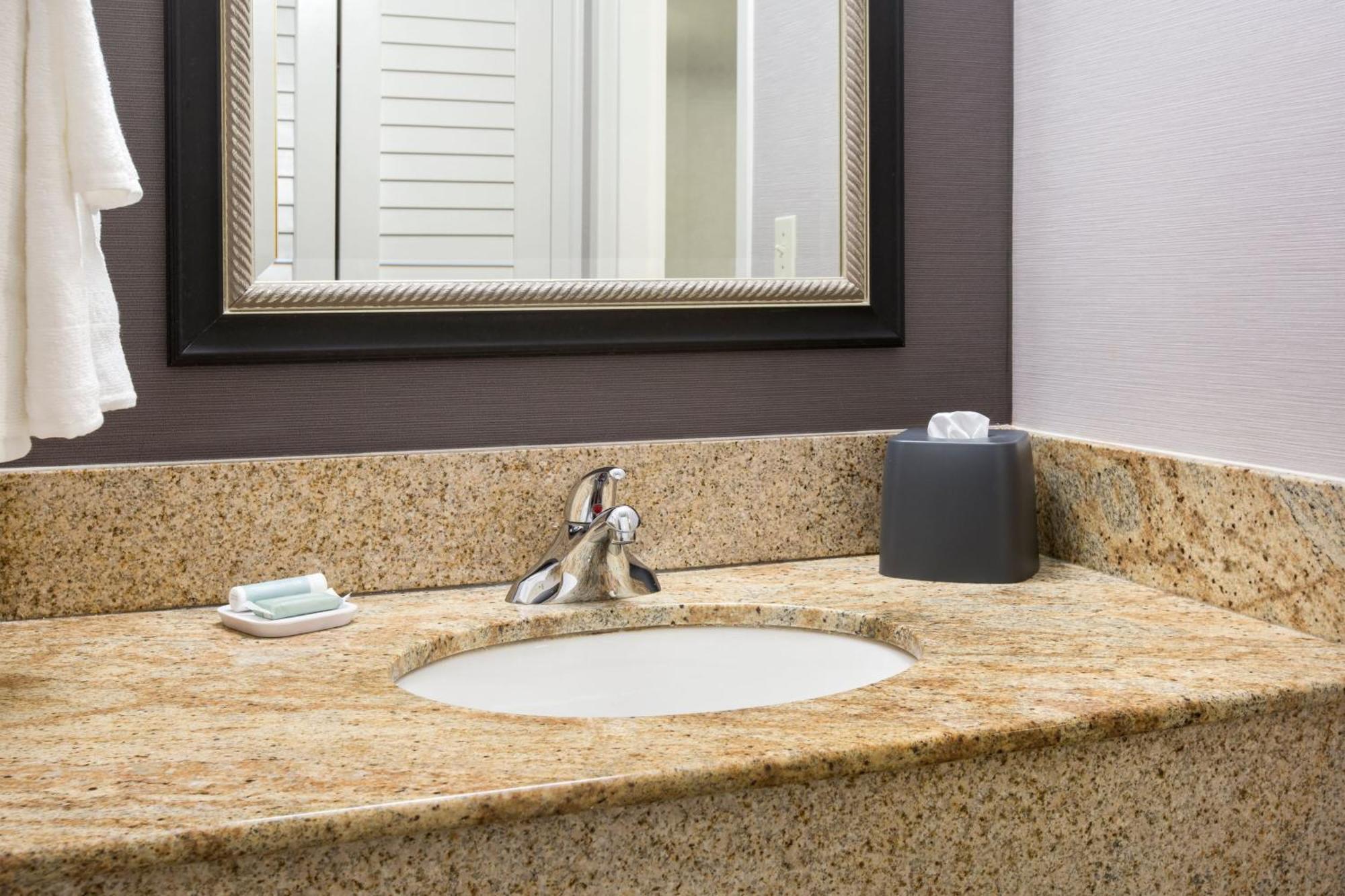 Courtyard By Marriott Tarrytown Westchester County Eksteriør bilde
